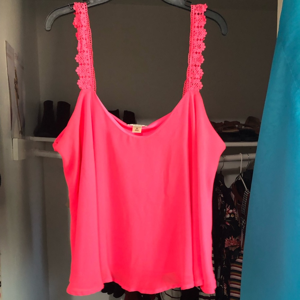 Cropped top